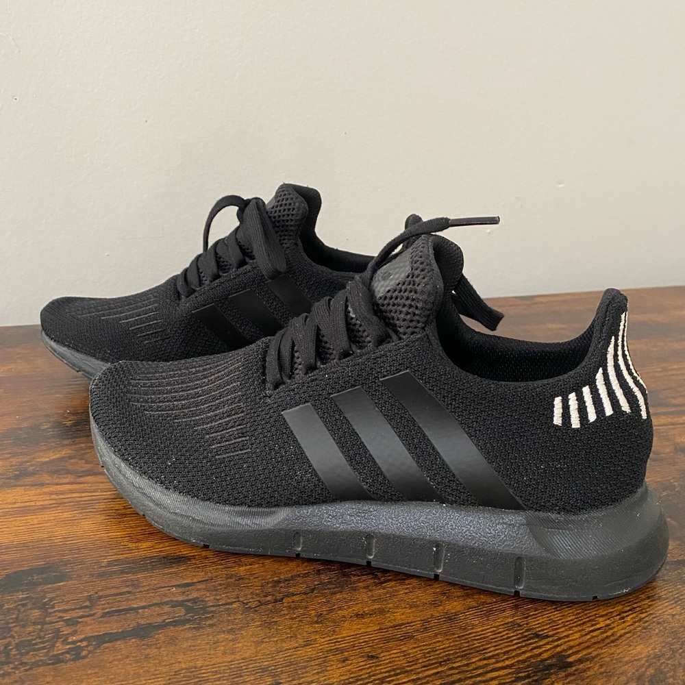 Adidas Swift Black Sneakers